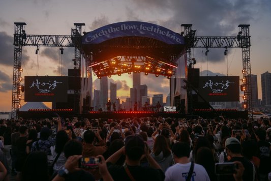 橘子海乐队2025「胶东」专场：“橘子海”归来再现心中之海